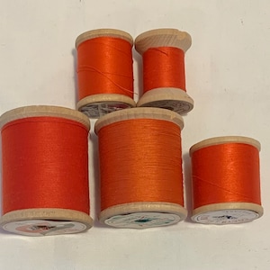 5 Vintage Wood Spools of Thread ~ Shades of Orange