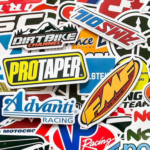 100 Random Racing Stickers, Motorcycle Brand Stickers, Auto Racing Stickers, Waterproof Racing Car Sticker Pack for Helmet, Luggage, and Car