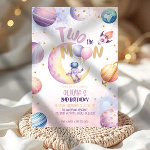 Invitaciones de cumpleaños editables de Two the Moon, invitación de cumpleaños de Two the Moon, invitación de cumpleaños espacial, segundo cumpleaños de niña, descarga instantánea