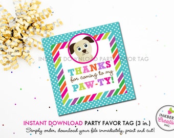 Pode incluir: Uma etiqueta de lembrancinha de festa azul e branca com bolinhas e uma borda listrada arco-íris. A etiqueta apresenta um cachorro de desenho animado com o texto "Obrigado por vir à minha Paw-ty!"