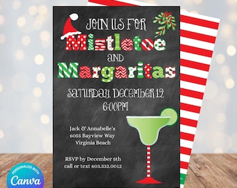 Può includere: Un invito digitale con sfondo lavagna, con il testo "Join Us For Mistletoe and Margaritas". L'invito include una grafica di bicchiere da margarita e dettagli per una festa il 12 dicembre. Il retro dell'invito ha strisce rosse e bianche.