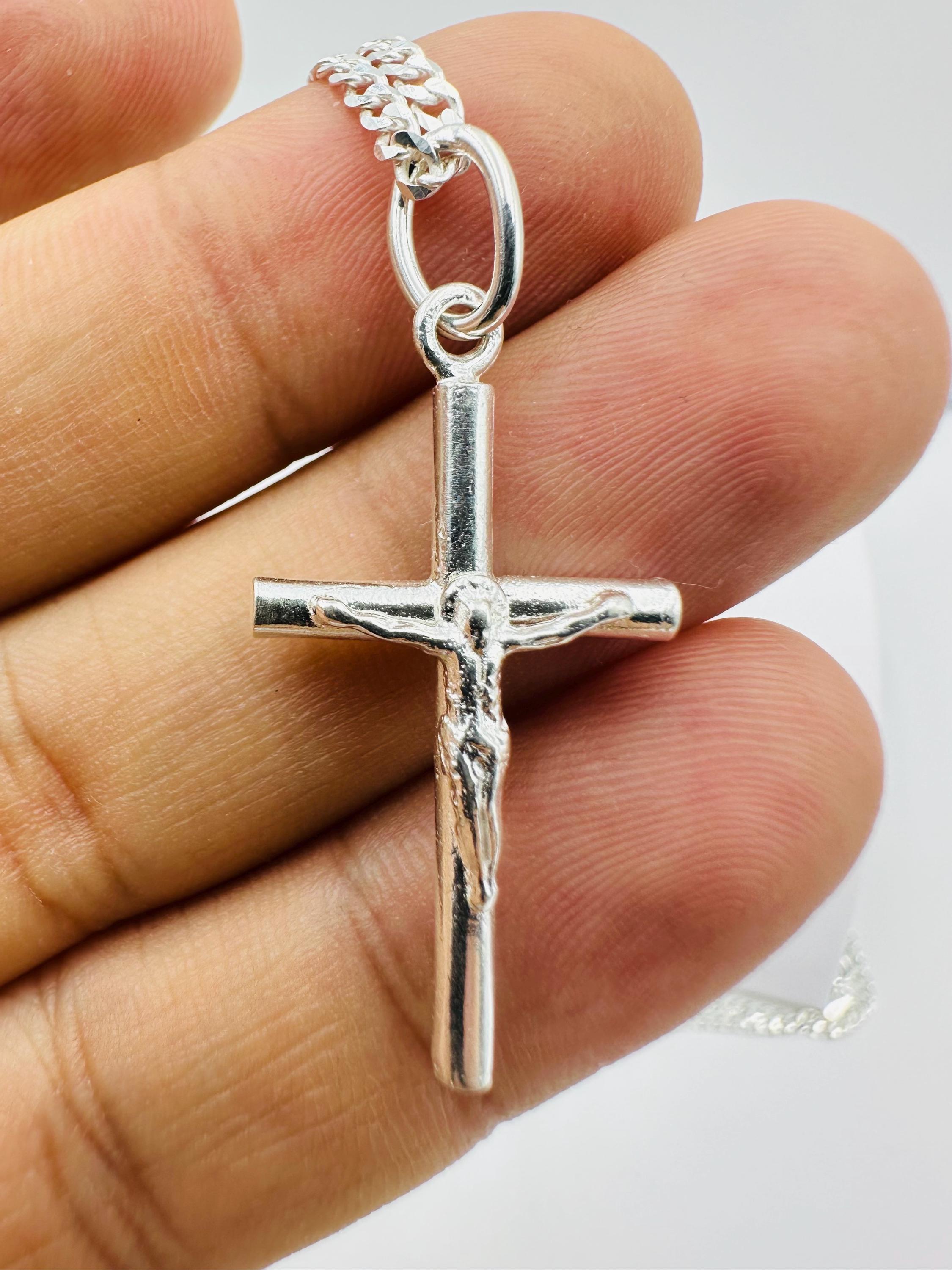 925 Sterling Silver Slim Minimal Crucifix Cross Pendant Necklace