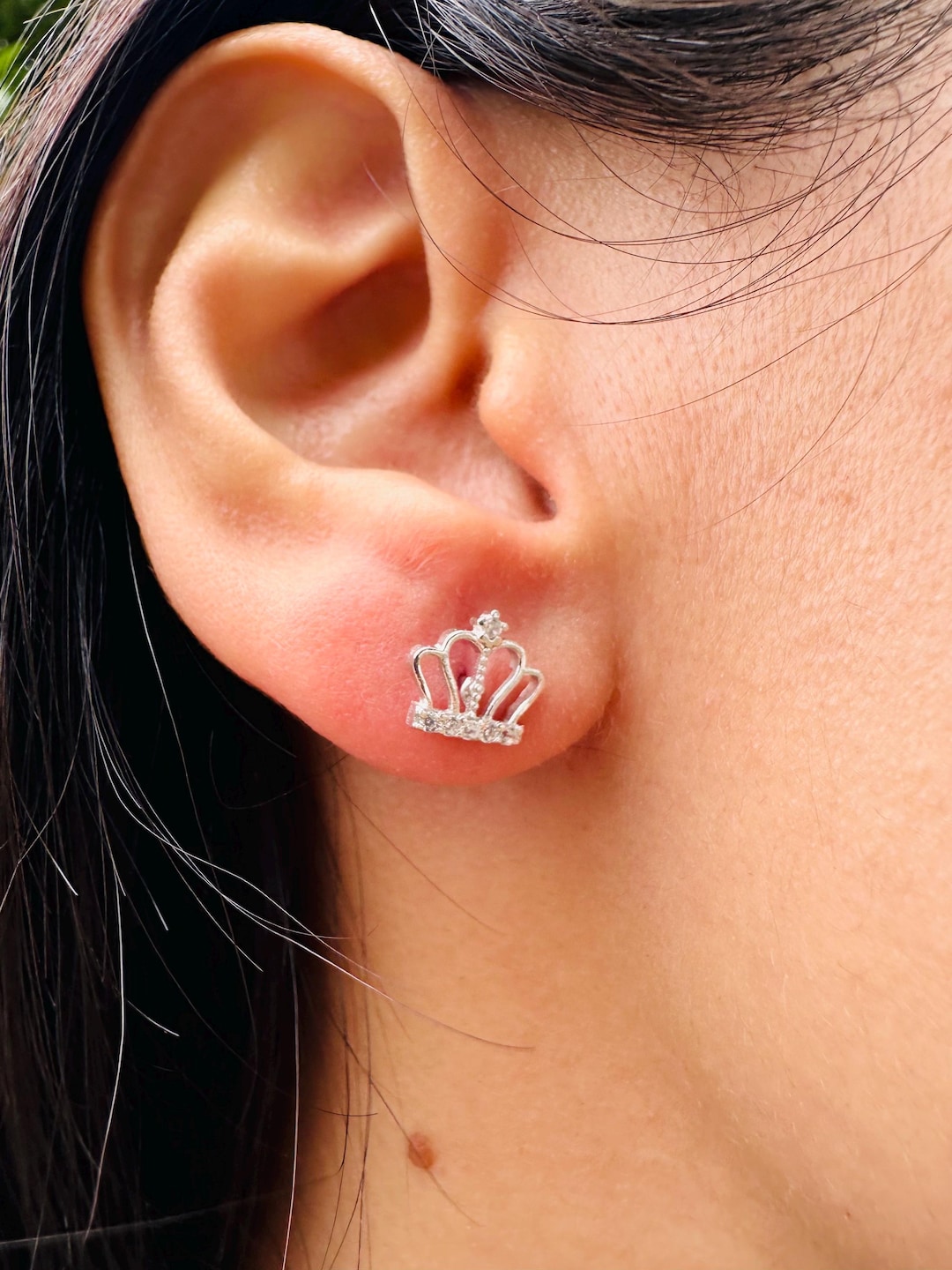 ピアス Crown Bead Stud Earrings #7122 ZTA0402SD8_Crown_ZetaTauAlphaC