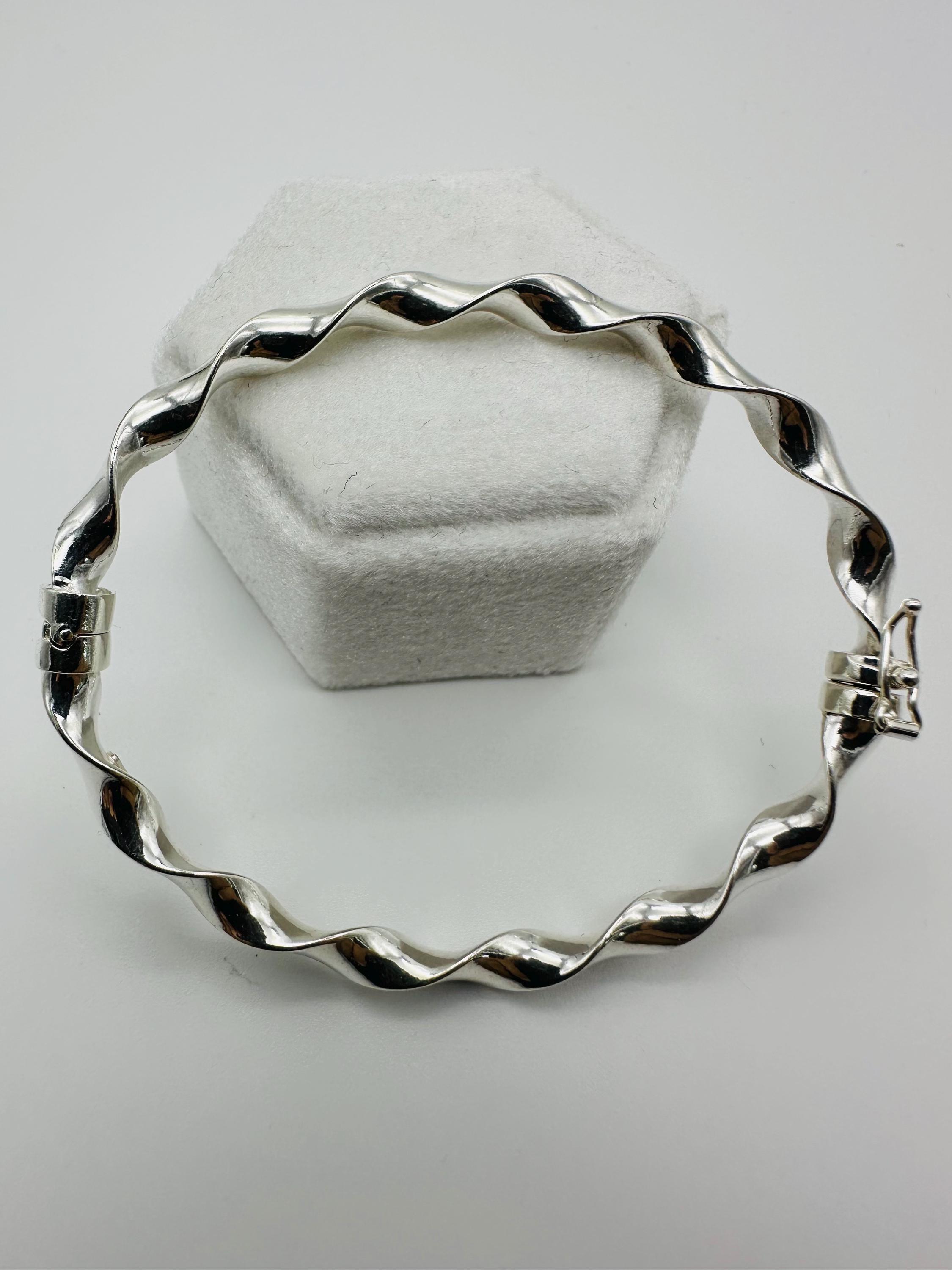 925 Sterling Silver Twisted Bangle Bracelet - 70mm Diameter Bangle