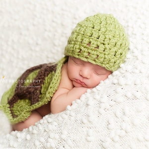 Newborn Turtle Crochet Cape Set