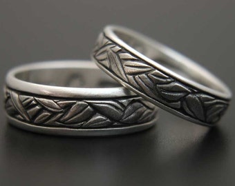 Wedding band set with braided leaf pattern in textured, hammered and oxidized silver.  Made to order in your size, needs 2 weeks to complete