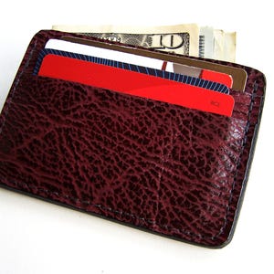 Cartera de tiburón color burdeos - Estuche para tarjetas de crédito - Úselo para tarjetas de crédito, licencia de conducir, etc. Cartera de piel de tiburón genuina