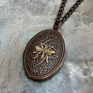 Vintage Tooled Bee Emblem Locket Natural Brass 18&quot; Necklace Gift REF 1038