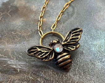 Vintage Honeybee Glow Drop Necklace Antique Gold Plated Solid Brass 18&quot; Necklace Gift REF 1016
