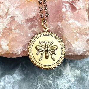 Honeycomb Harmony Medallion Pendant 10K Gold Plated 18&quot; Necklace | REF 1145