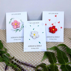 Formas de papel com sementes plantáveis com cartão personalizado. Lembrancinhas de casamento plantáveis. Lembrancinhas de agradecimento para convidados. Lembrancinha de batismo.