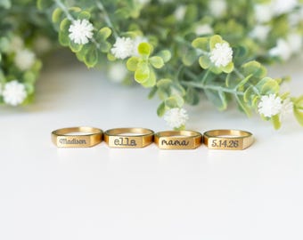 Personalized Gold Signet Ring, Engraved Name Ring, Brushed Rectangle Ring, Mama Ring, Custom Date Ring, 18K PVD Stainless Steel Gift