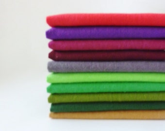 10 Christmas Reusable Paper Towels or Cloth Napkins Holiday Flannel Towels - 100% Cotton Paperless - Red and Green Mix