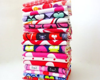 5 or 10 Valentine Cloth Napkins - Kids Valentines Napkins - Childrens Lunch Box Napkins - Reusable Paper Towels - 9 x 10