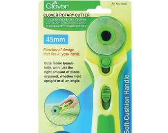 Clover Rotary Cutter, soft cushion handle, 45 mm size includes one extra blade refill.