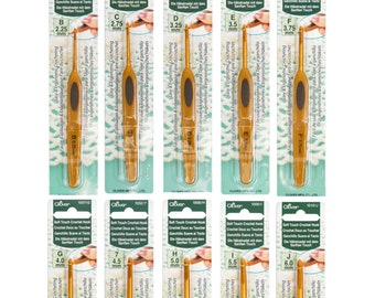 Set of 10 Clover Soft Touch Crochet Hooks, sizes 2.5mm to 6mm