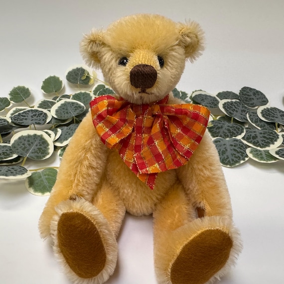 Vintage Grisly Spielwaren Bear, Fynn, mohair collectible