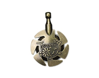 Clover Pendant Yarn Cutter, Metal with Antique gold finish.