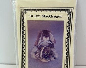 Vintage Pattern 10.5" MacGregor from A Roosevelt Bear Co.