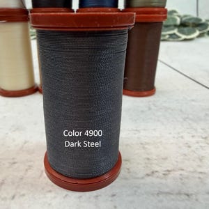 Möbeltråd från Coats & Clarks, kraftig, perfekt för att sy björnar också! bild 11