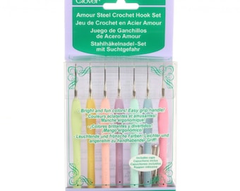 Clover Amour Crochet hooks, set of 7