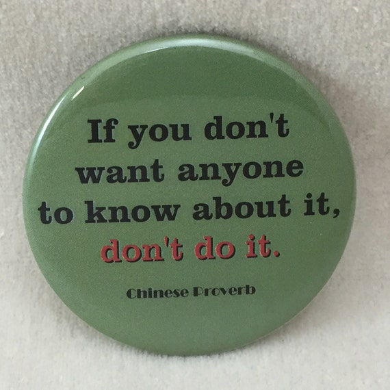 One 2 1/4" pinback button Good Advice
