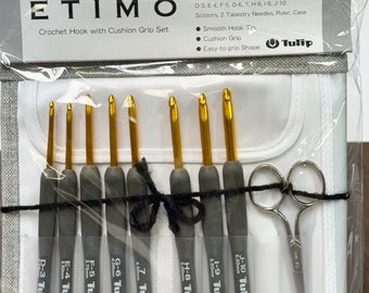 Tulip Etimo Crochet Hook Set of 8, Sizes 3.25mm - 6.00mm