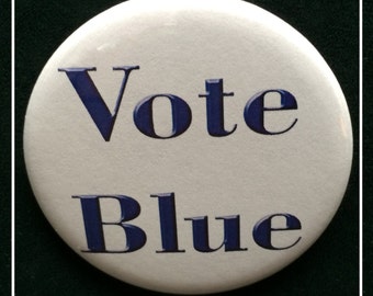 2 1/4" pinback button "Vote Blue"
