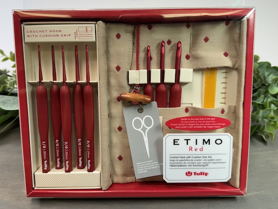 Tulip Etimo Red Crochet Hook Set of 8, Sizes 1.80mm - 5.00mm