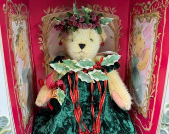Vintage NABCO Muffy Vanderbear Couture Jingle Bells Christmas