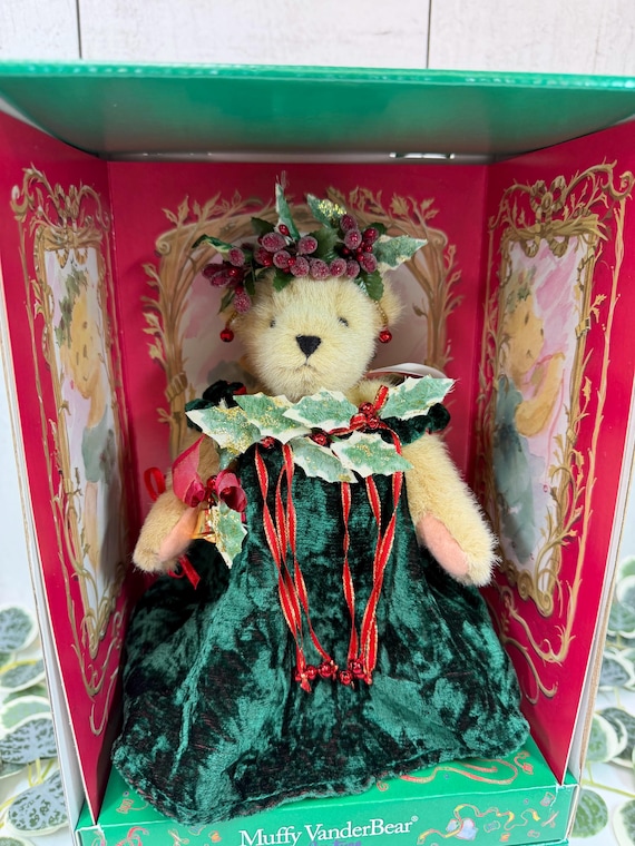 Vintage NABCO Muffy Vanderbear Couture Jingle Bells Christmas
