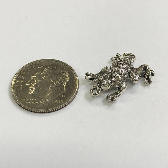 Sterling Silver Frog, perfect for many artistic creations!