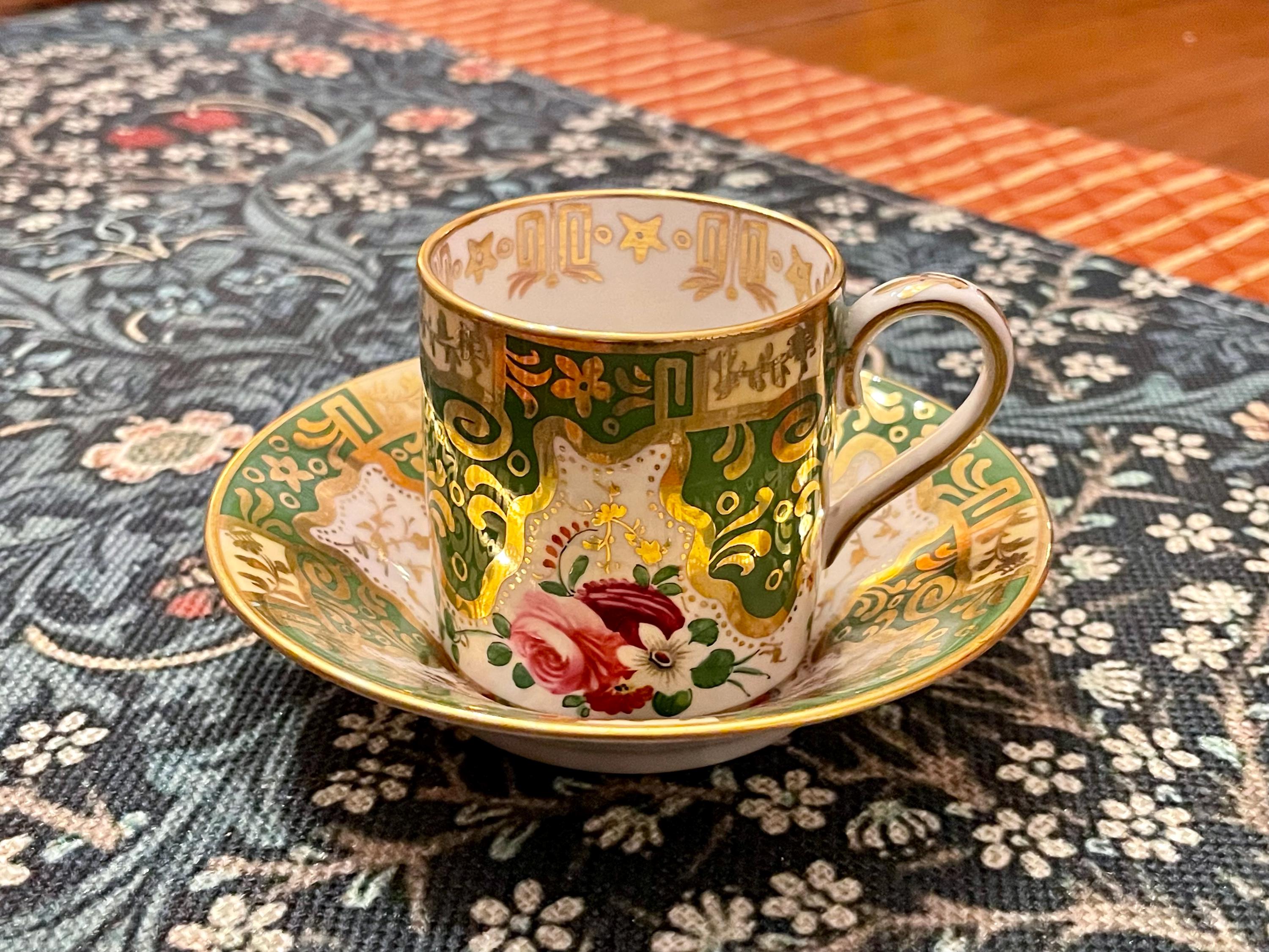 イギリスアンティーク　ジョージ3世時代純銀製マグカップ イギリス ヴィンテージ WEDGWOOD ウェッジウッド コロネーション