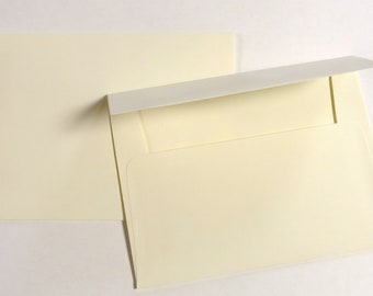 PE28V 100 count  Vanilla Envelopes A2 60 lb. 4 3/8 x 5 3/4 (11.11cm x 14.61cm)