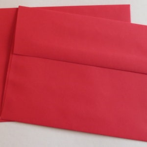 PE30 25 pc. Color Envelopes A7 60 lb. 5 1/4 x 7 1/4 13.34cm x 18.42cm Holiday Red