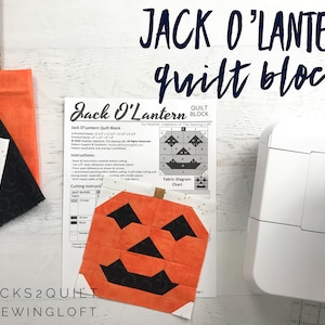 Könnte beinhalten: Ein Jack O'Lantern Quiltblock-Muster mit Anweisungen und einer Stoffdiagrammtabelle. Das Muster ist für einen 12 Zoll großen Quiltblock und enthält Anweisungen zum Schneiden und Nähen. Das Muster stammt von The Sewing Loft.