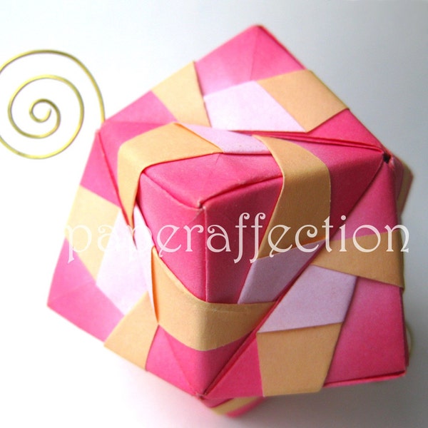 Origami Ornament - Dark Pink to Orange Modular, Medium
