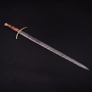 Hand Forged, Custom Damascus Steel Sword 33 inches, Viking Swords, Kris Flamberge Blade, Full Tang, With Sheath, Birthday Gifts For Father