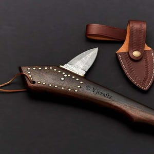 Handsmidd, specialdesignat damaskusstålspjut 17 tum, amerikansk krigsklubb, medeltida svärd, med slida, sabelhuggare, present till henne