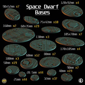 Könnte beinhalten: Ein Satz von 14 runden Plastiksockeln in verschiedenen Größen für Miniaturfiguren. Die Sockel sind grau mit einem strukturierten Design und reichen von 25 mm bis 170 mm. Der Text "Space Dwarf Bases" ist oben im Bild gedruckt.
