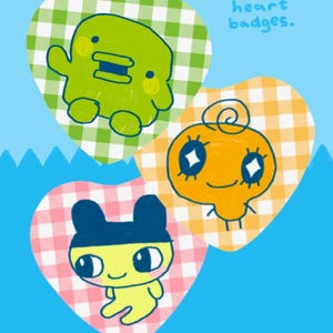 Puede incluir: Ilustración de tres personajes de Tamagotchi en insignias en forma de corazón. Las insignias tienen patrones de cuadros en verde, naranja y rosa. El texto dice "tamagotchi heart badges" y "netizen."