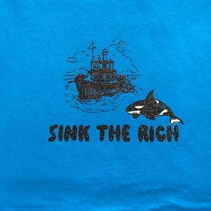 Sink the Rich Orca Tshirt Killerwal politische Meme lustig Animal Revolution Yacht Boating
