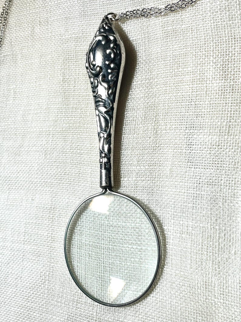 Vintage Magnifying Glass Necklace: Functional Silver or Gold Colored Jewelry, 6x Power image 13