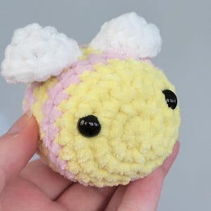 Erdbeer Biene Amigurumi