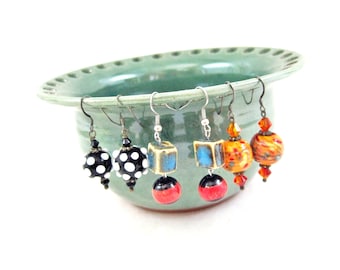 Green Earring bowl, Pottery jewelry holder, Jewelry Bowl, handmade jewelry organizer