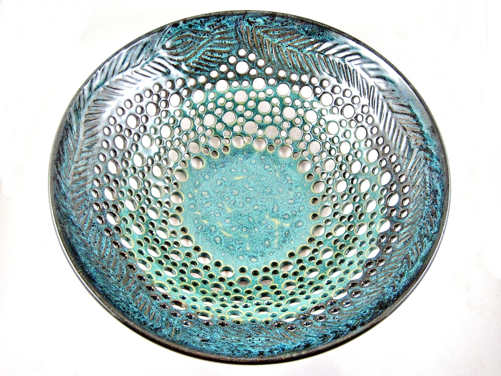 Large ceramic fruit bowl