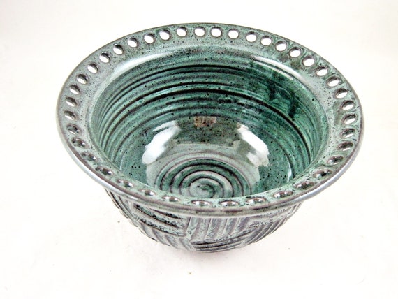 Earring on sale holder bowl
