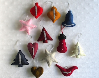 12 Felted Christmas Ornaments #016