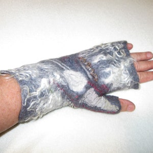 Felted Fingerless Mittens Art Gray