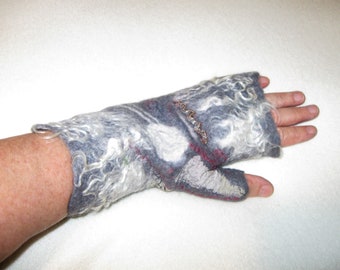 Felted Fingerless Mittens Art Gray